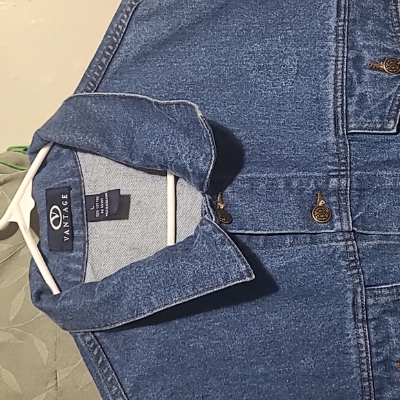 VANTAGE MEN'S COWBOY CUT WESTERN UNLINED DENIM JACKET - Picture 6 of 9